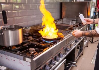 pan chef flambee